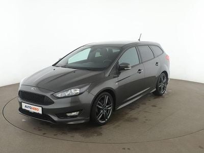 Grau Gebraucht 2018 Ford Focus ST-Line Kombi | 12.300 € (Fairer Preis)