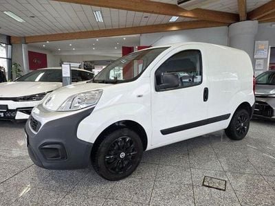 Weiß Gebraucht 2016 Fiat Fiorino Van / Kleinbus | 7.990 € (Fairer Preis)