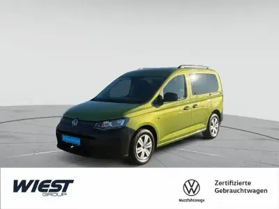 Usata VW Caddy Life 114 CV (83 kW) 2022 Verde Monovolume