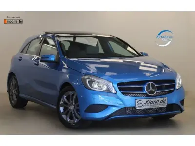 Gebraucht Mercedes A200 Style 156 PS (114 kW) 2013 Suedseeblau (metallic) Kleinwagen