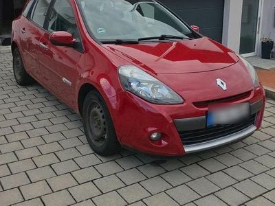 Gebraucht Renault Clio GrandTour Dynamique 75 PS (55 kW) 2009 Rot Kombi