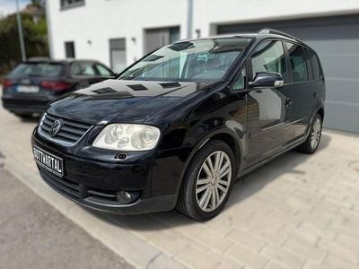 Schwarz Gebraucht 2006 VW Touran Highline Van / Kleinbus | 3.999 € (Fairer Preis)