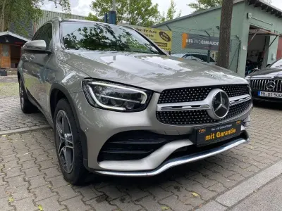 Gebraucht Mercedes GLC200 AMG line 163 PS (119 kW) 2020 Beige SUV