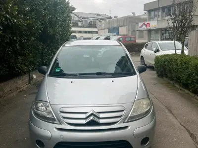 Gebraucht Citroën C3 60 PS (44 kW) 2009 Grau Kleinwagen