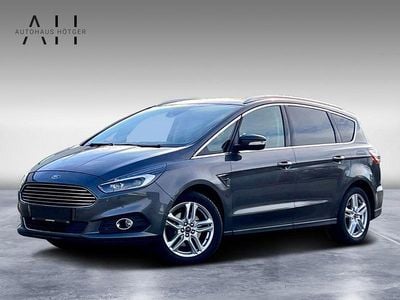 Gebraucht Ford S-MAX Titanium 150 PS (110 kW) 2018 Grau Van / Kleinbus