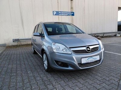 Gebraucht Opel Zafira Edition 140 PS (102 kW) 2009 Silber Van / Kleinbus