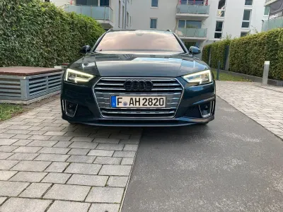 Gebraucht Audi A4 S-Line 190 PS (139 kW) 2019 Grau Kombi