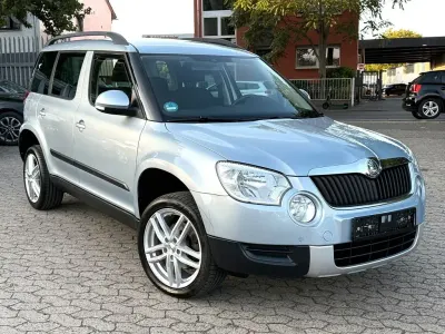 Gebraucht Skoda Yeti Plus Edition 105 PS (77 kW) 2010 Blau SUV