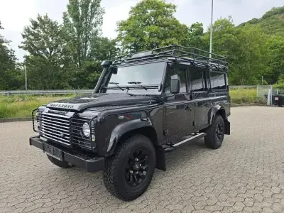 Gebraucht Land Rover Defender SE 122 PS (89 kW) 2015 Schwarz Kombi