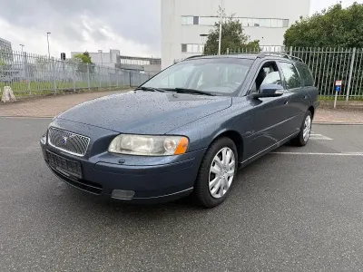 Gebraucht Volvo V70 163 PS (119 kW) 2006 Blau Kombi