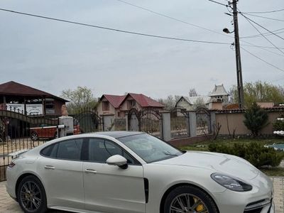 Porsche Panamera Turbo S