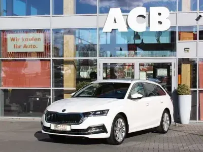 Używany Skoda Octavia Style 176 KM (129 kW) 2023 Biały Kombi