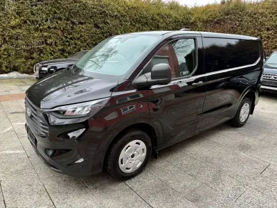 Gebraucht Ford Transit Custom 136 PS (100 kW) 2025 Schwarz Van / Kleinbus