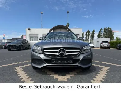 Gebraucht Mercedes C180 156 PS (114 kW) 2017 Selenitgrau Kombi
