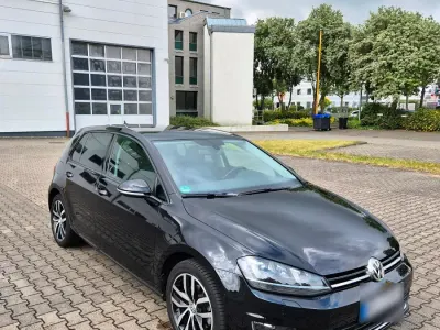 Gebraucht VW Golf VII 125 PS (91 kW) 2013 Schwarz Kleinwagen