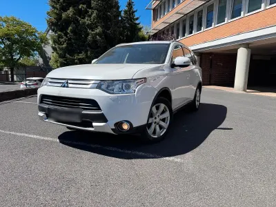 Brugt Mitsubishi Outlander 150 HK (110 kW) 2015 Hvid SUV