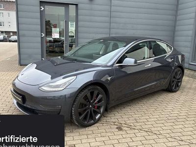 Silber Gebraucht 2020 Tesla Model 3 Performance Limousine | 28.900 € (Fairer Preis)
