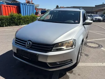 Gebraucht VW Passat Comfortline 140 PS (102 kW) 2011 Reflexsilber metallic Kombi