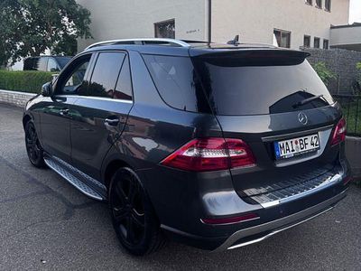 Gebraucht Mercedes ML250 250 PS (183 kW) 2014 Grau SUV
