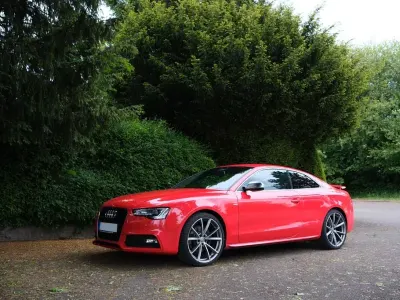 Gebraucht Audi A5 Design 230 PS (169 kW) 2014 Rot Coupé