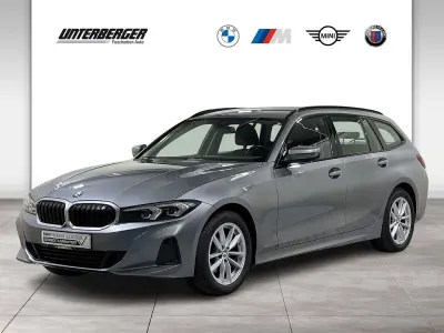 Gebraucht BMW 320 Shadowline 190 PS (139 kW) 2023 Skyscraper grau Kombi