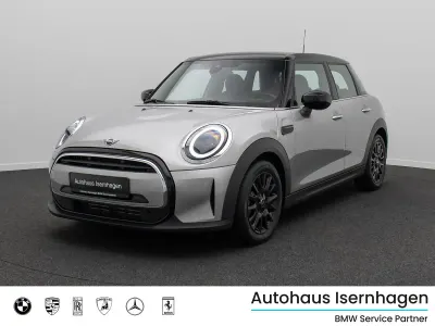 Gebraucht Mini Cooper S Sport 136 PS (100 kW) 2023 Melting silver iii  c6bschwarz Kleinwagen