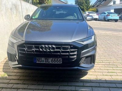 Usata Audi Q8 Sport 286 CV (210 kW) 2019 Grigio SUV