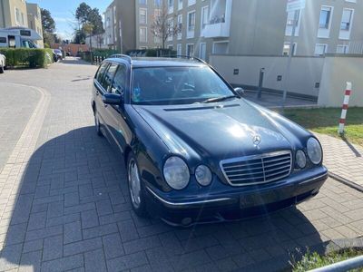 gebraucht Mercedes E55 AMG AMG T VOLL von Erich Ribbeck!