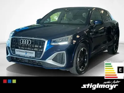 Używany Audi Q2 S-Line 150 KM (110 kW) 2023 Niebieski SUV