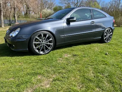Gebraucht Mercedes 300 Avantgarde 292 PS (214 kW) 2006 Grau Coupé
