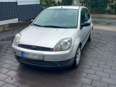 gebraucht Ford Fiesta 