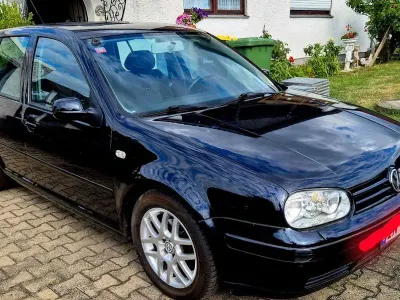 Gebraucht VW Golf IV Edition 116 PS (85 kW) 2001 Blau Limousine
