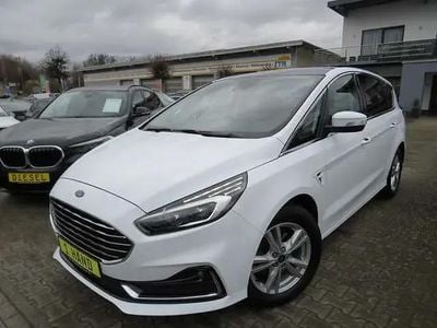 Begagnad Ford S-MAX Titanium 150 HK (110 kW) 2022 Vit Minibuss