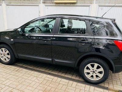 Second-hand Nissan Qashqai Tekna 141 CP (103 kW) 2007 Negru SUV