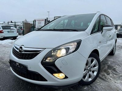 Weiß Gebraucht 2012 Opel Zafira Tourer Innovation Van / Kleinbus | 9.900 € (Fairer Preis)