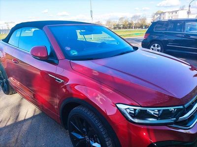 Gebraucht VW T-Roc Cabriolet Move 150 PS (110 kW) 2023 Rot Cabrio