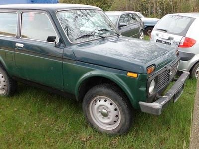 Gebraucht Lada niva 82 PS (60 kW) 2009 SUV