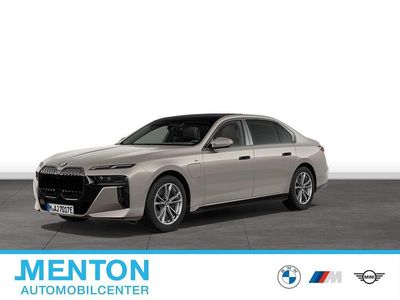 Grau Gebraucht 2024 BMW 750e M Sport Limousine | 102.923 € (Etwas zu teuer)