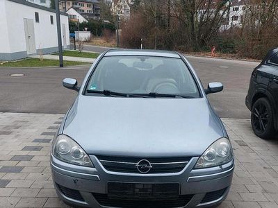 Grau Gebraucht 2006 Opel Corsa Kleinwagen | 1.300 €