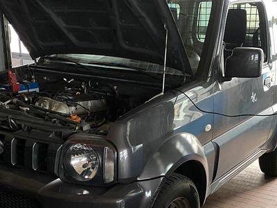 Gebraucht Suzuki Jimny 86 PS (63 kW) 2012 Grau SUV