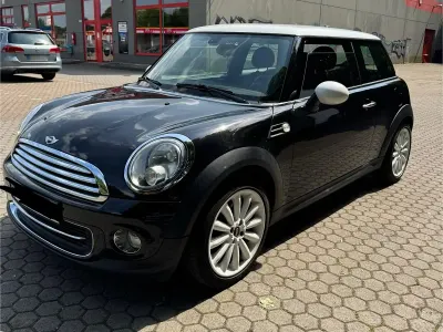 Gebraucht Mini Cooper 122 PS (89 kW) 2012 Schwarz Kleinwagen