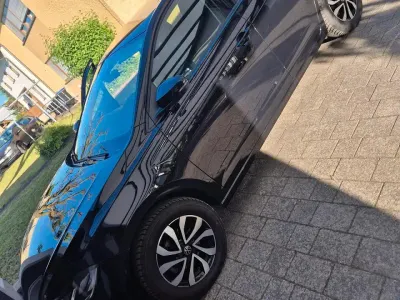 Gebraucht VW Polo Active 95 PS (69 kW) 2023 Schwarz Kleinwagen