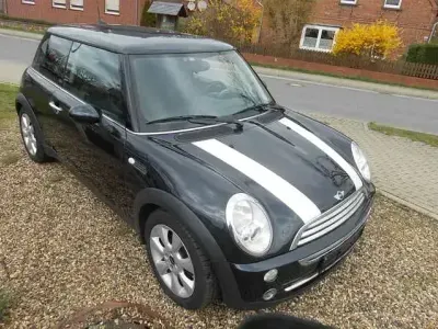 Usata Mini Cooper 85 CV (62 kW) 2006 Nero Utilitaria