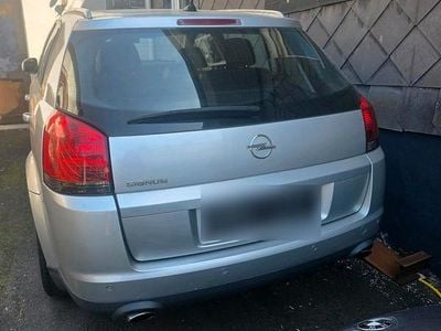 Begagnad Opel Signum 155 HK (114 kW) 2005 Silver Halvkombi