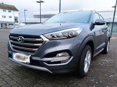 gebraucht Hyundai Tucson 1.6GDi Comfort; Rentnerfahrzeug; 34.000km