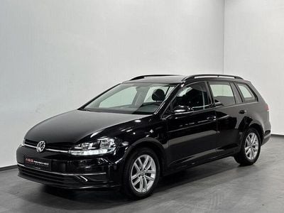 Gebraucht VW Golf VII Comfortline 125 PS (91 kW) 2018 Schwarz Kombi