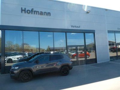 Gebraucht Jeep Compass Night Eagle 145 PS (106 kW) 2023 Graphite grey pearl (metallic) SUV