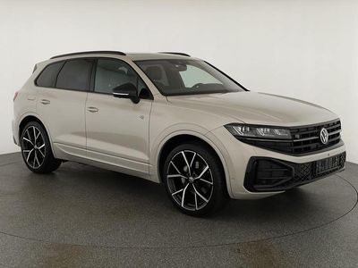 Neu VW Touareg R-line 286 PS (210 kW) 2025 Sechura beige metallic SUV