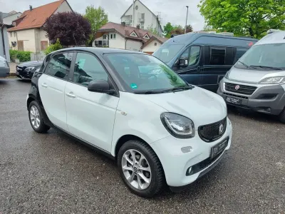 Używany Smart ForFour 90 KM (66 kW) 2019 Czarny Hatchback