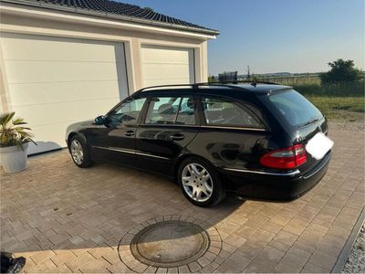 Mercedes E280